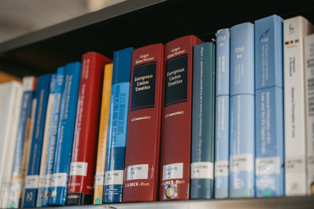 découvrez les différentes structures juridiques pour votre entreprise et choisissez celle qui convient le mieux à vos besoins légaux et fiscaux.